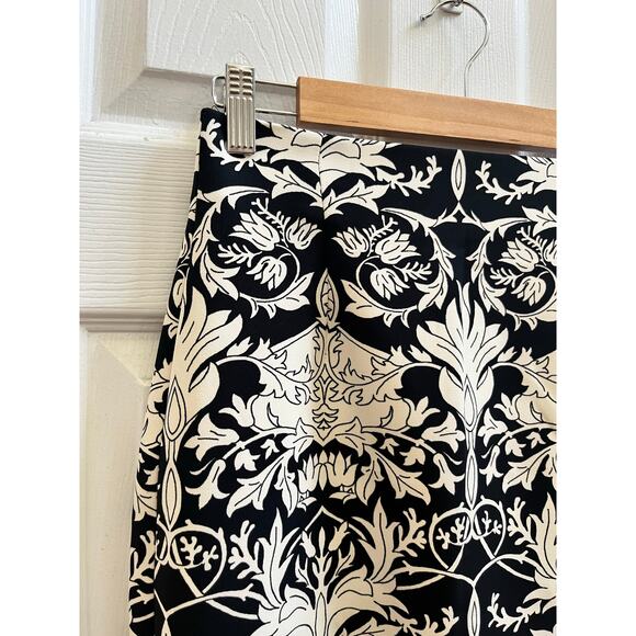 Zara Women Black White Floral Print Back Center Slit Pencil Skirt Size Small - Picture 4 of 12